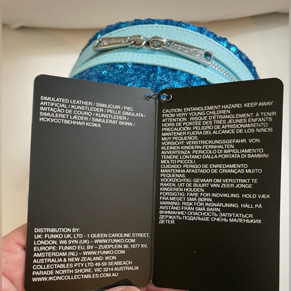 NWT! Disney Loungefly Dumbo Sequin Mini Backpack - Picture 13 of 15